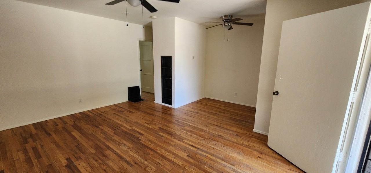 2307 Kenmere Ave #2307 - Photo 5 of 14