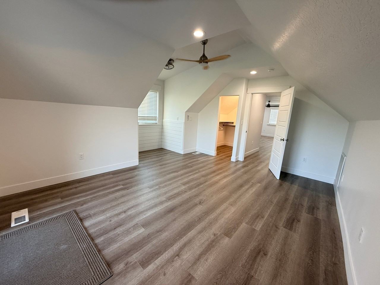 10252 S Jordan Creek Dr #1 - Photo 7 of 12