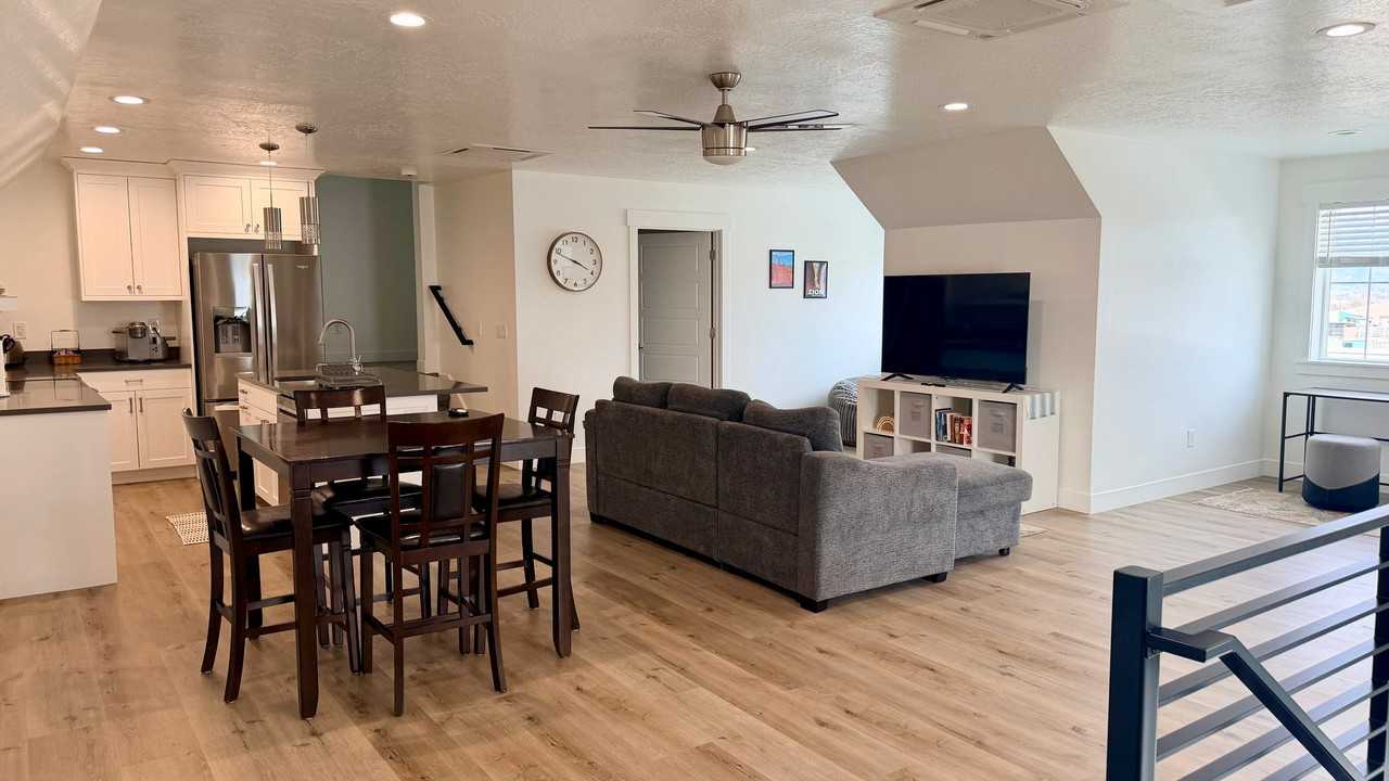 2926 Westsouth #LOFT - Photo 2 of 3