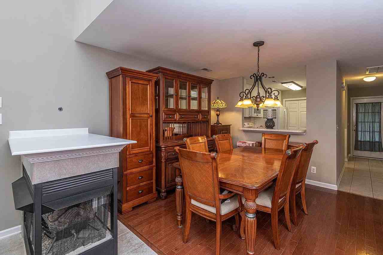 101 Sunnyside Way - Photo 4 of 14