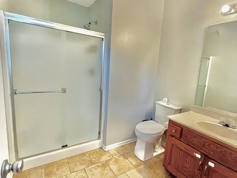3612 Ne 81st St - Photo 5 of 6