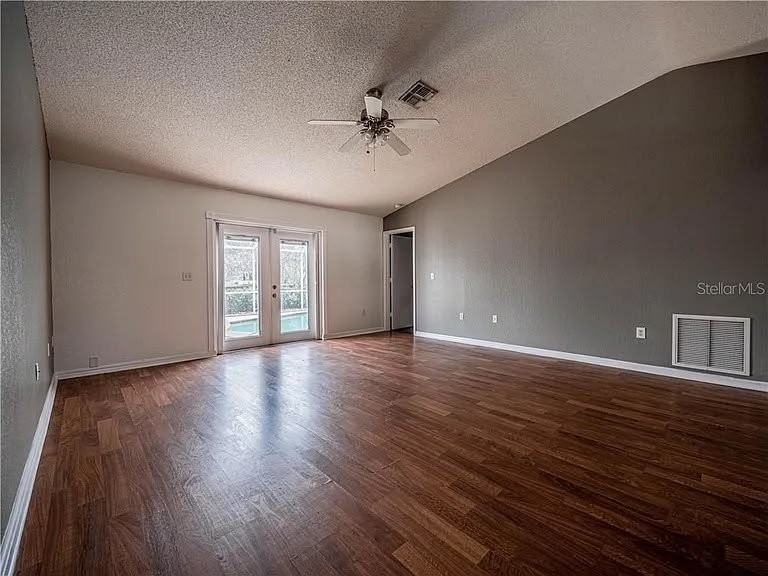 8033 Apple Blossom Dr - Photo 3 of 10
