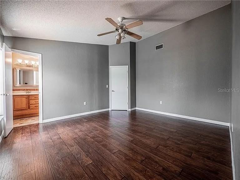 8033 Apple Blossom Dr - Photo 4 of 10