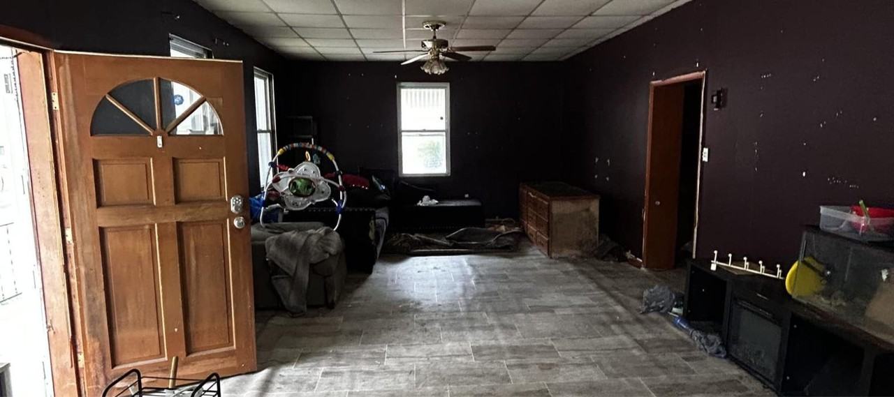 233 N 11th St - Photo 6 of 20