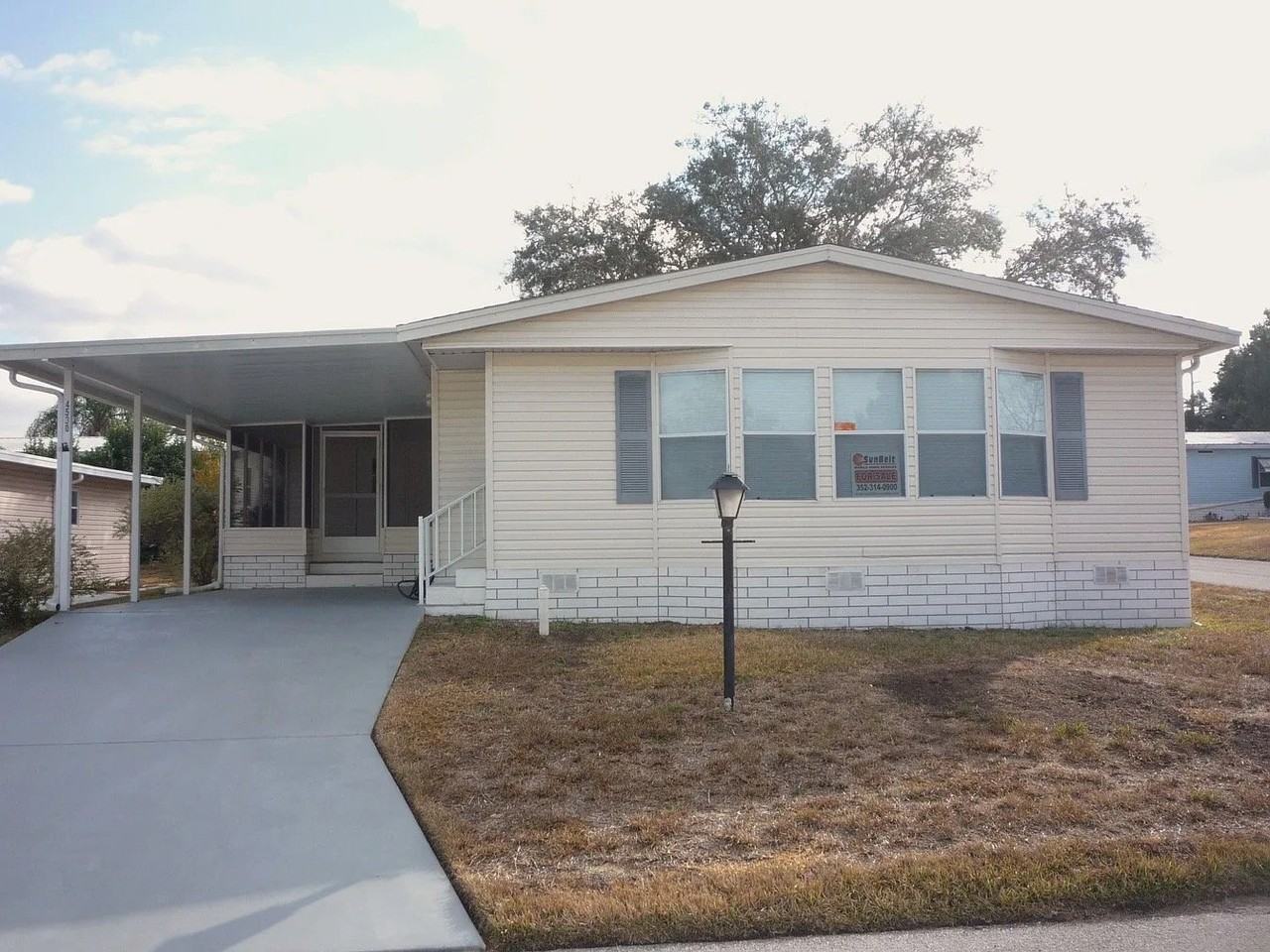 4530 Skyline Dr - Photo 2 of 13