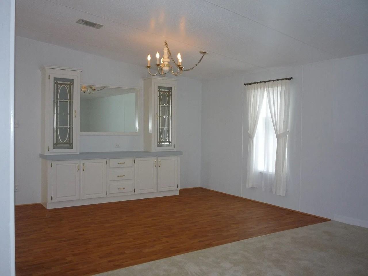 4530 Skyline Dr - Photo 6 of 13