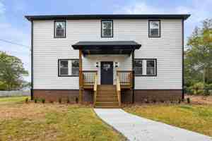 featured image of 190 Adair Ave Se