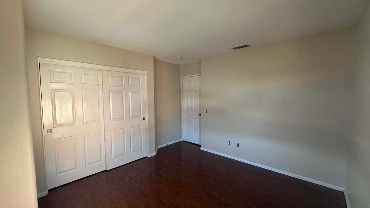 13458 Eagle Nest Ct - Photo 4 of 5