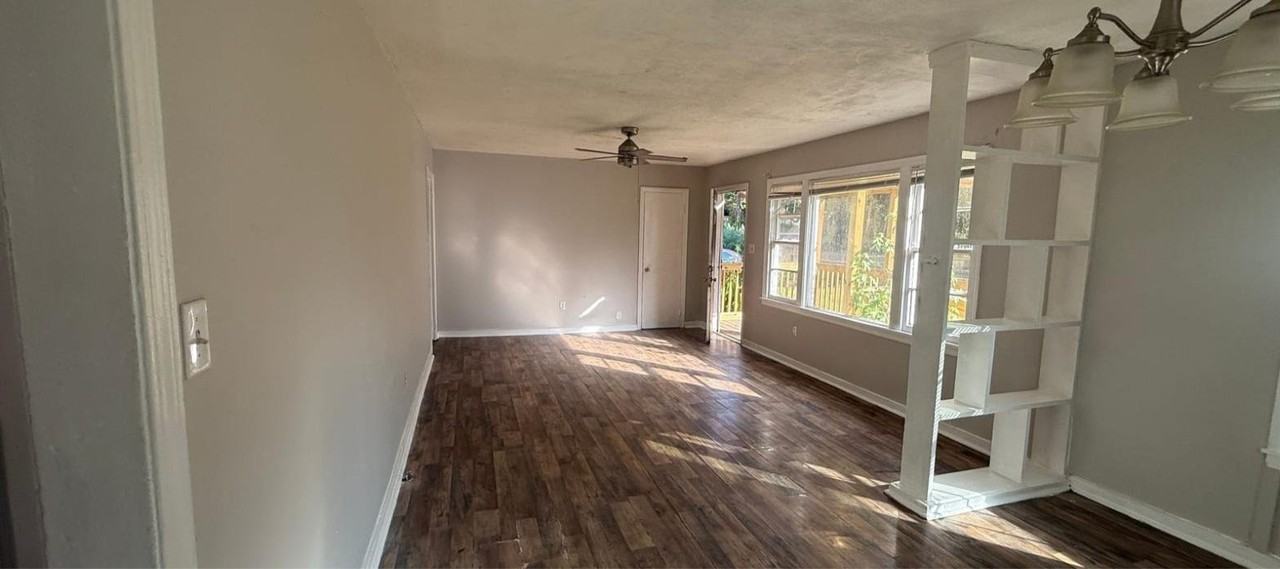 314 Clubview Dr - Photo 3 of 16