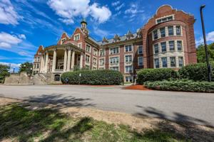 featured image of 15 Mount Saint Marys Way #209