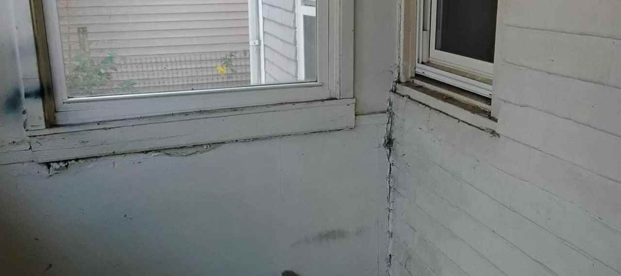 800 S Greenlawn Ave - Photo 5 of 20