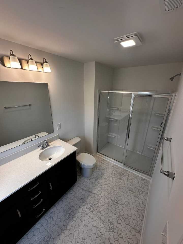 242 Redondo Dr - Photo 6 of 15