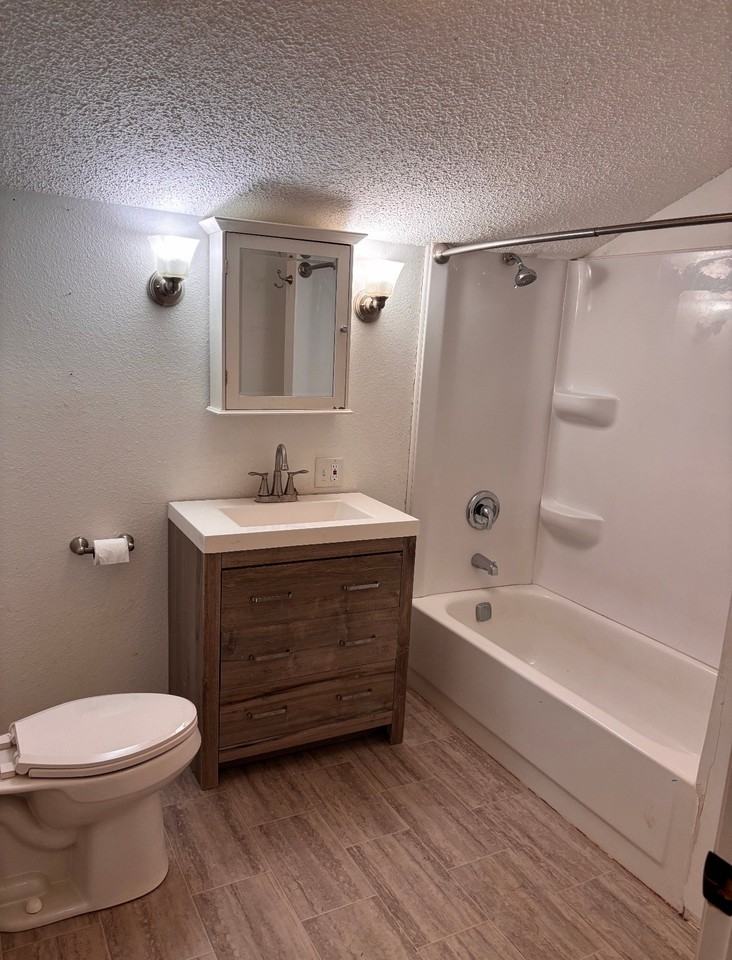 803 4th Ave - Photo 3 of 11