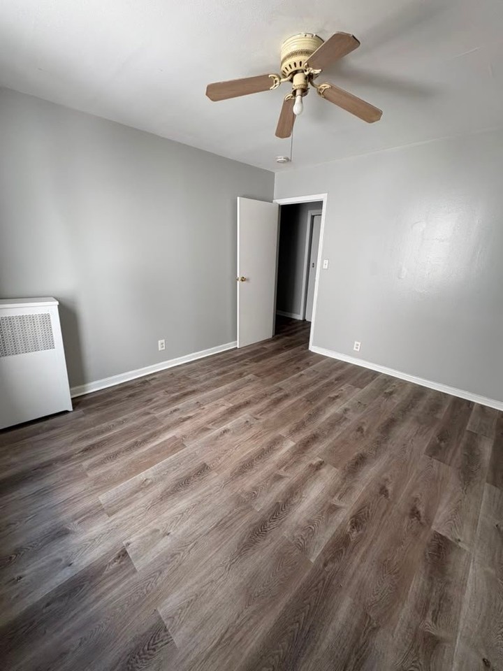 280 Hawthorne Ave #6 - Photo 7 of 10