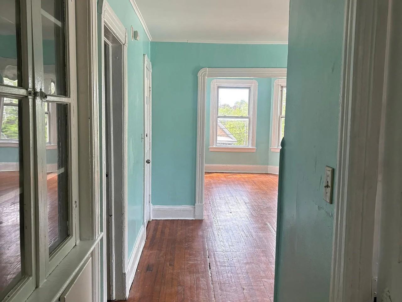 70 Wylie St #3 - Photo 4 of 10