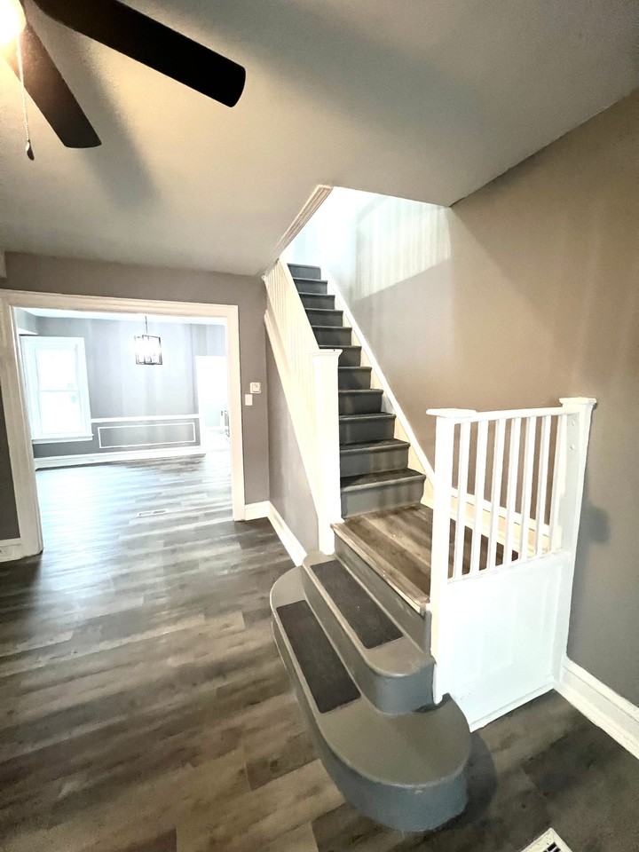 5632 Warrington Ave #5632 - Photo 5 of 20