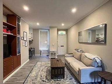 1525 William St #1 - Photo 3 of 15