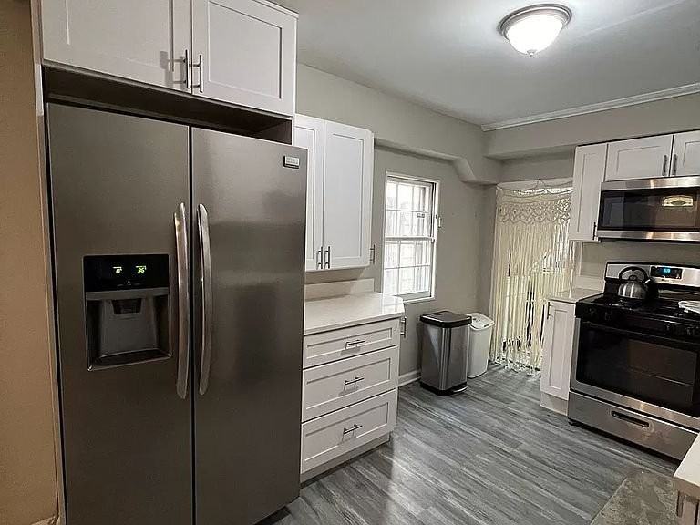 1525 William St #1 - Photo 4 of 15