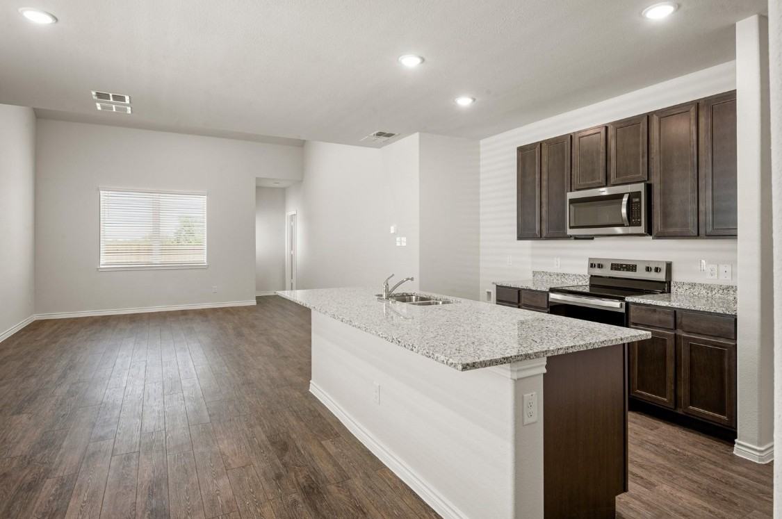 7809 White Spruce Ln #NA - Photo 3 of 12