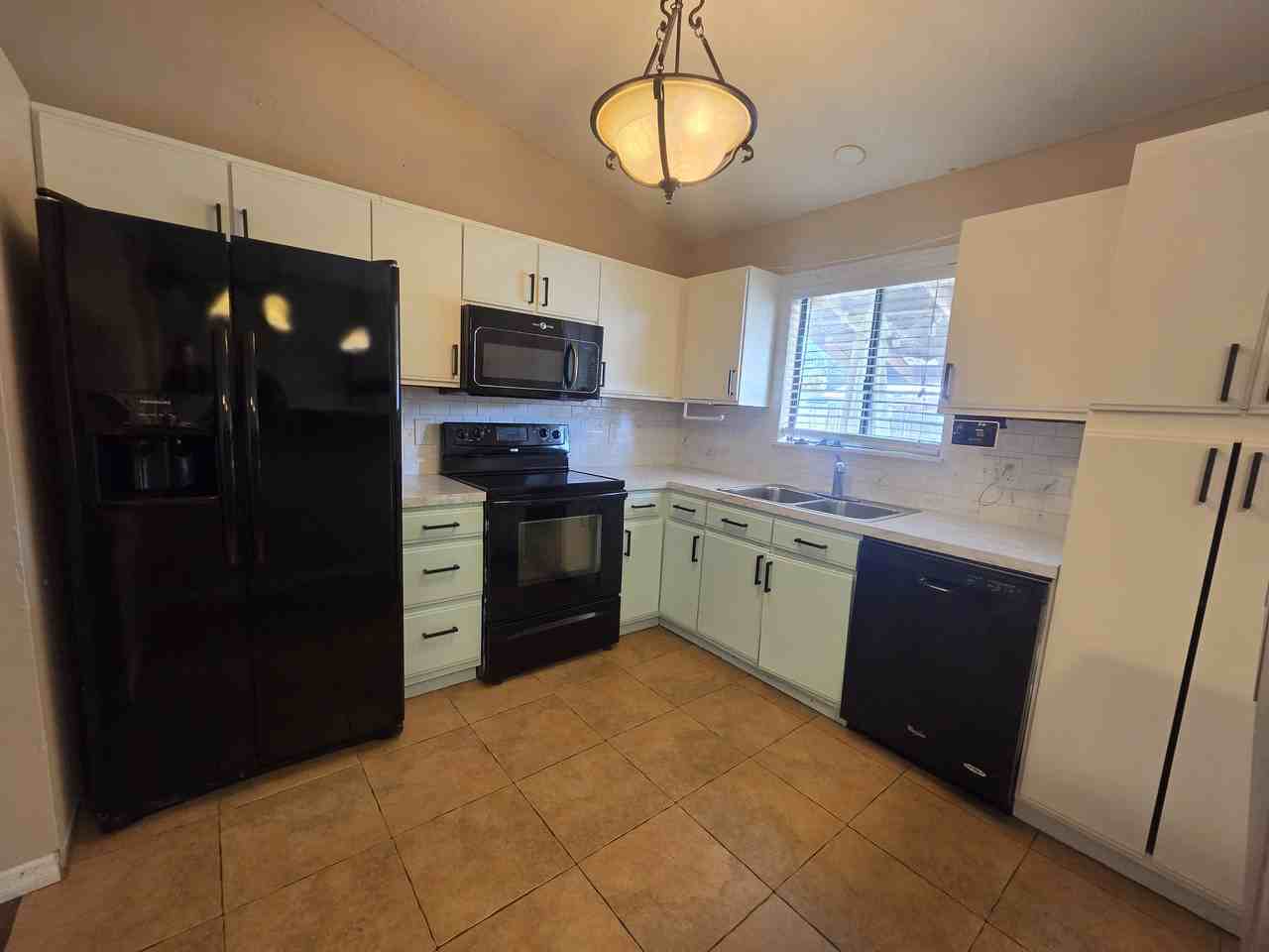 1418 Lamplighter Way #NA - Photo 3 of 12