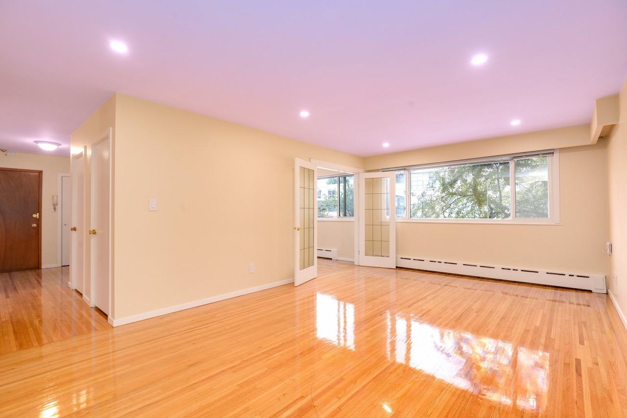 4326 West 10th Ave - Photo 3 of 12