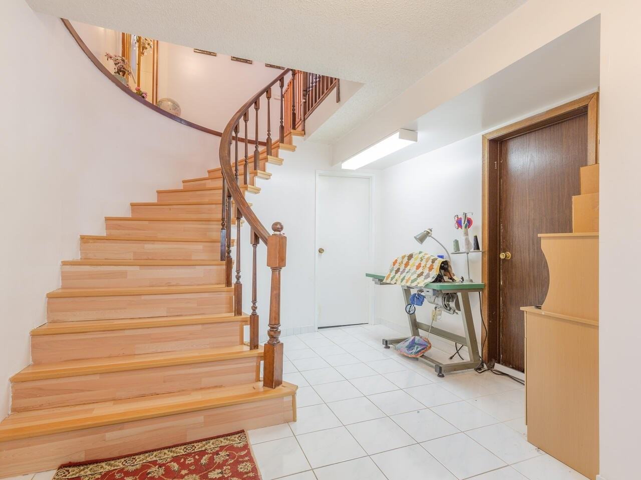 2826 Euclid Ave - Photo 5 of 16