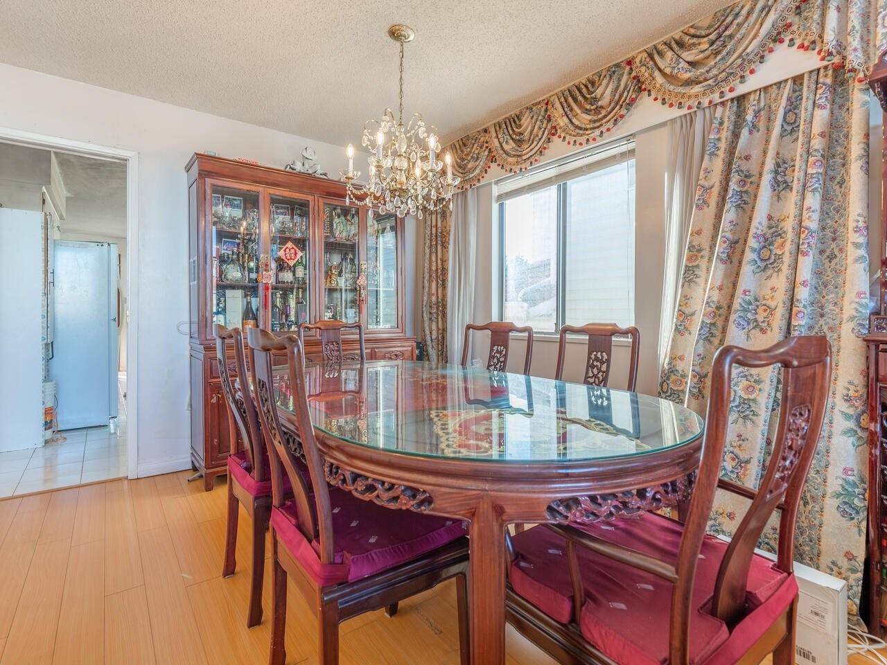2826 Euclid Ave - Photo 6 of 16