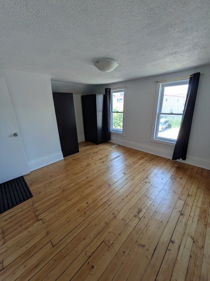 25 Toffee Crt - Photo 4 of 15