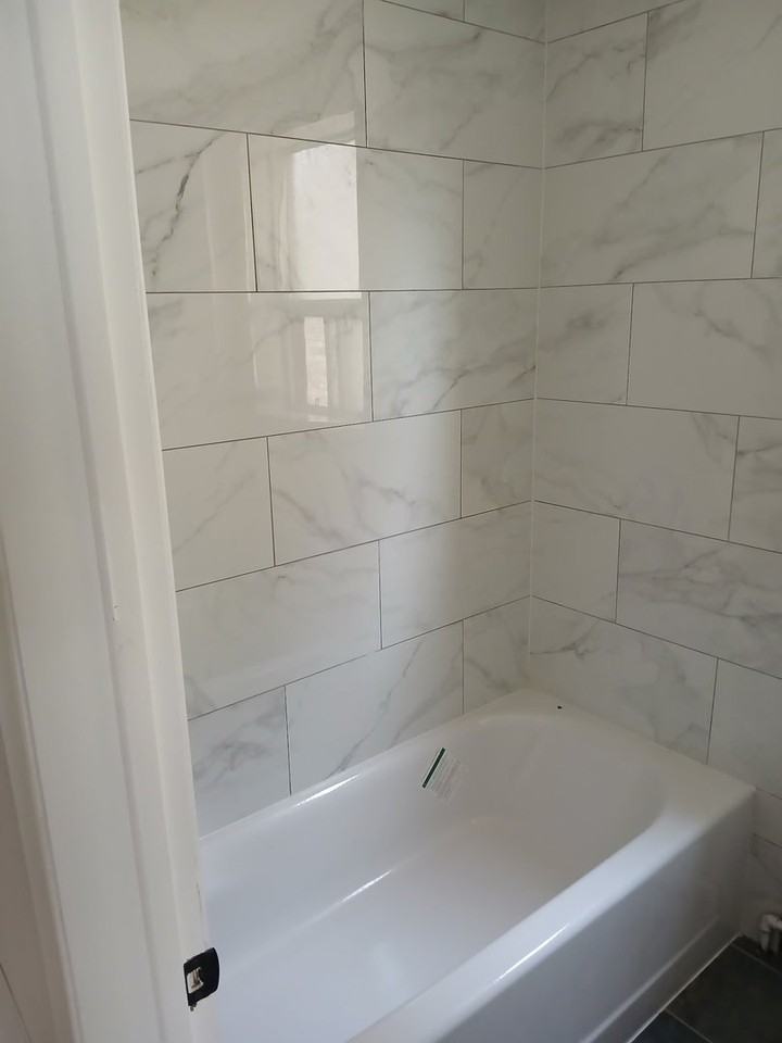 381 Royal York Rd - Photo 7 of 8