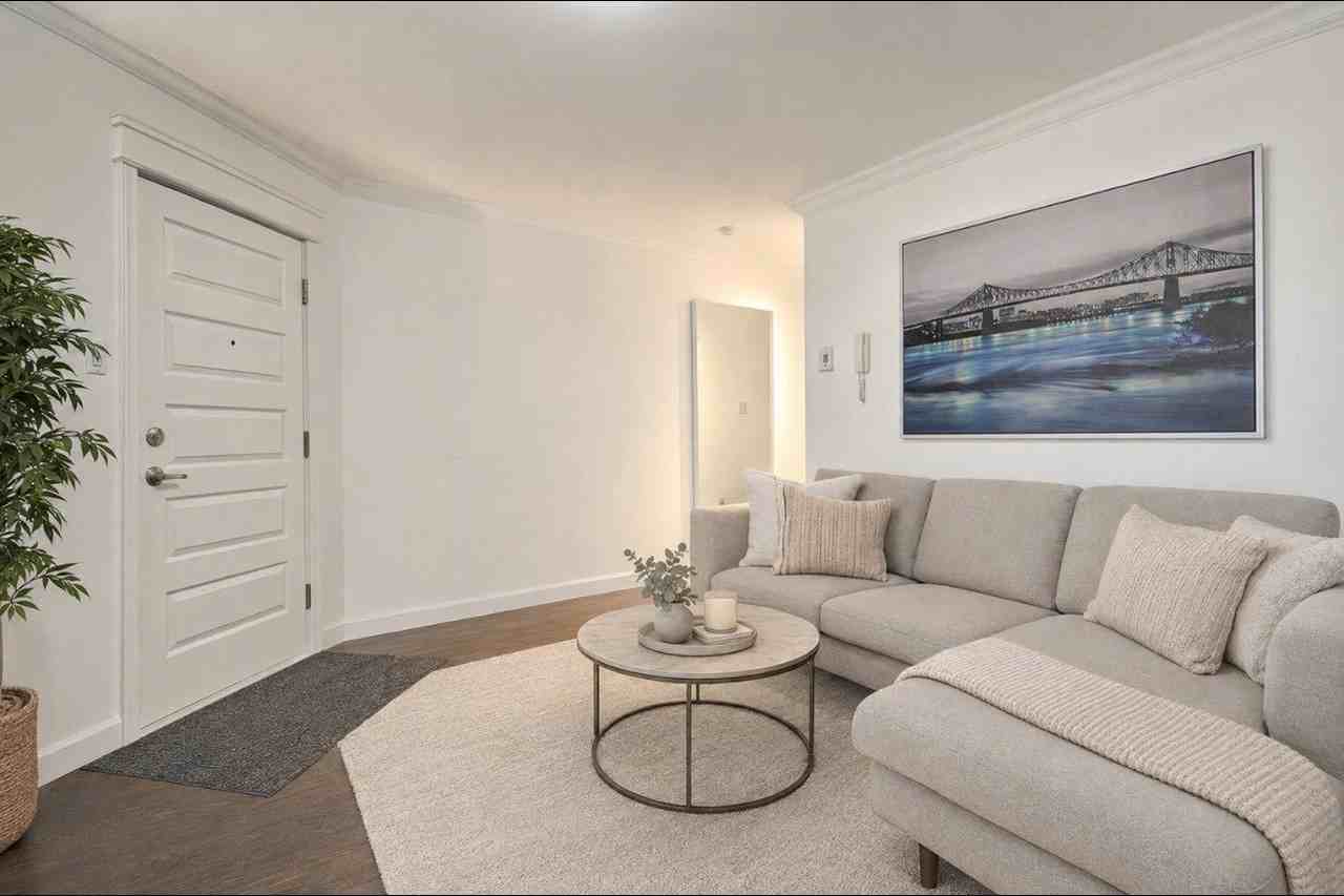 9104 Rue Notre-Dame E - Photo 2 of 11
