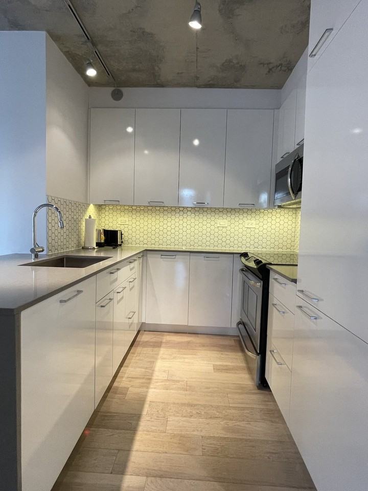 1265 Rue Lambert-Closse — photo 1