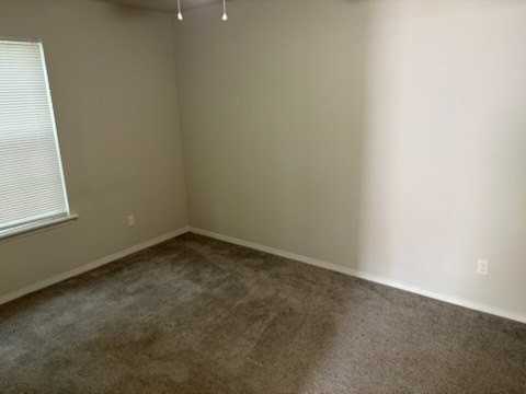 1205 N Oakland Ave #1 - Photo 4 of 8