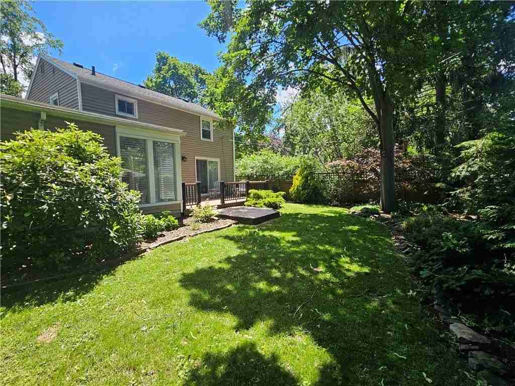 50 Greenview Dr - Photo 5 of 36