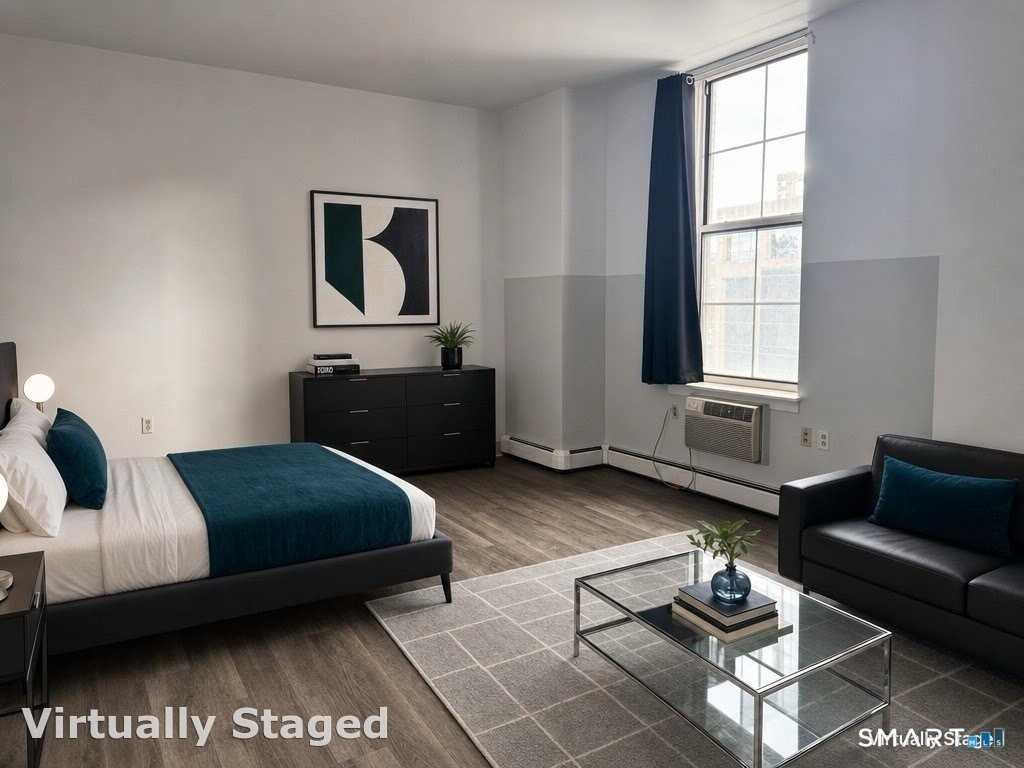 124 Court St #405 - Photo 2 of 9