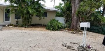 featured image of 980 Oleander Rd