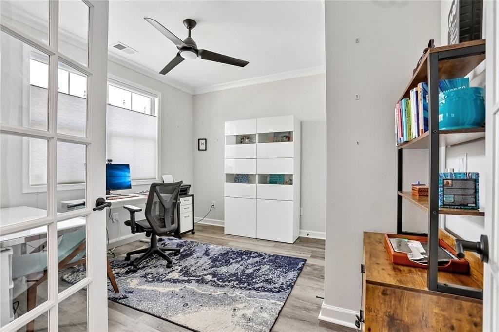3722 Silvery Way - Photo 3 of 32