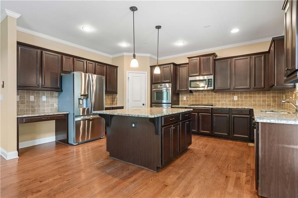 2180 Hilltop Overlook Way - Photo 6 of 39
