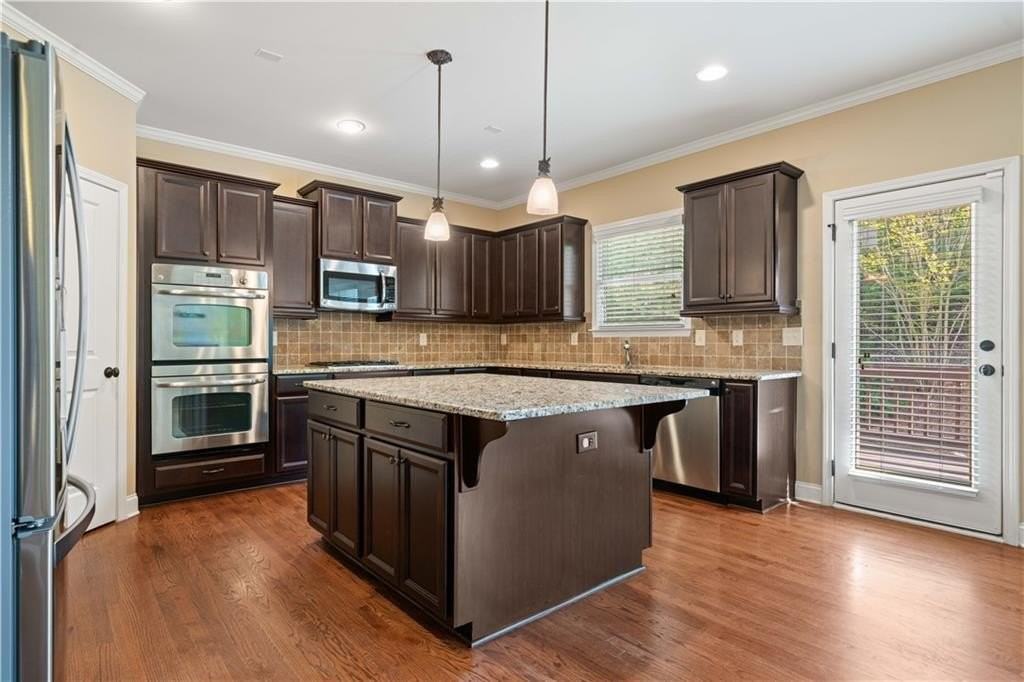 2180 Hilltop Overlook Way - Photo 7 of 39