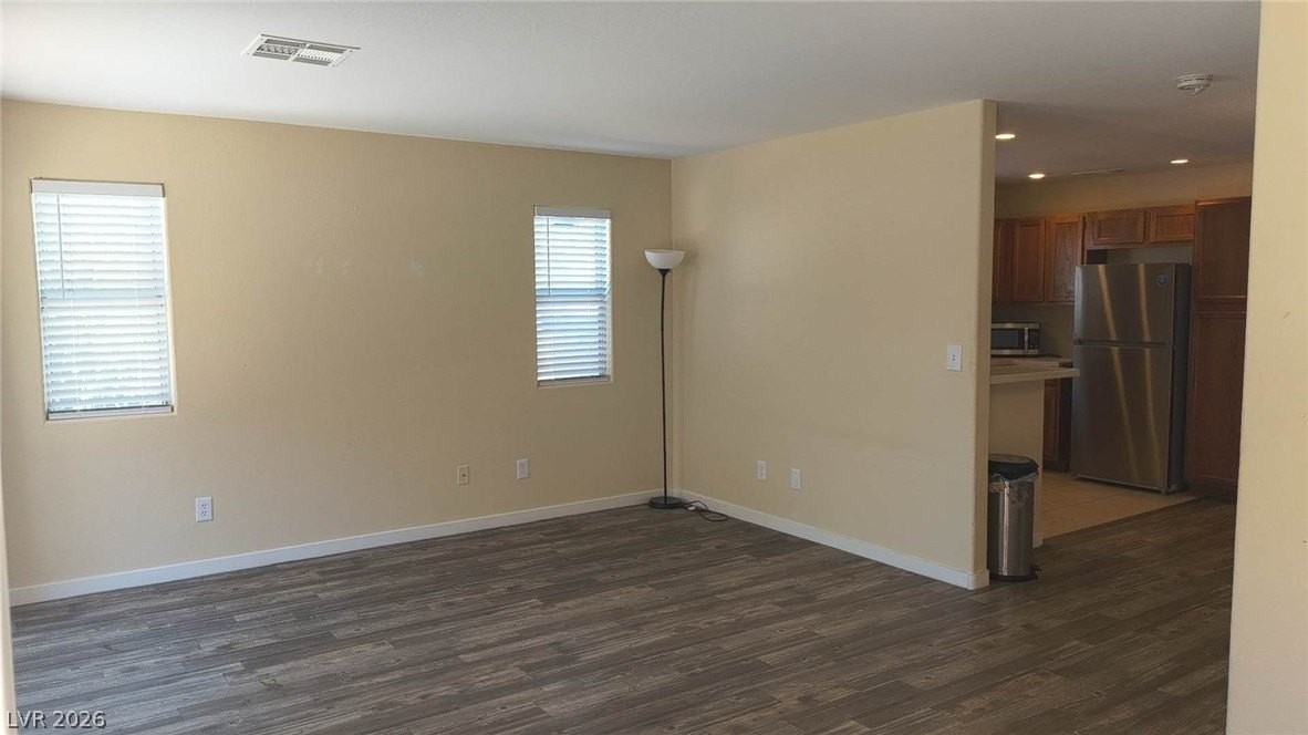 5323 Hanging Tree Ln - Photo 6 of 30