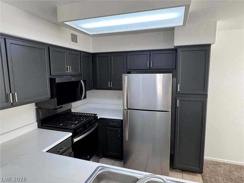 3115 Casey Dr #201 - Photo 3 of 31