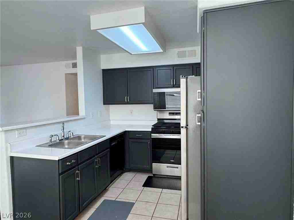 3115 Casey Dr #201 - Photo 5 of 31
