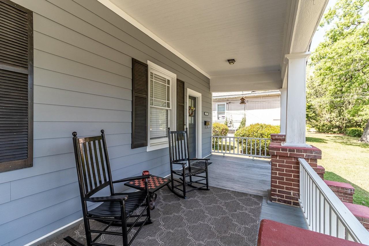 1117 Cobb St - Photo 3 of 25