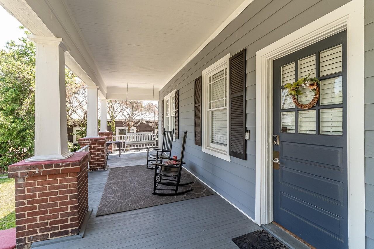 1117 Cobb St - Photo 4 of 25