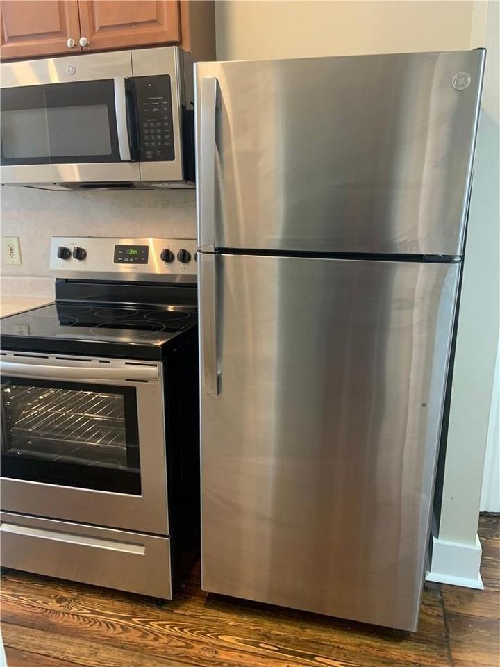 618 Delaware Ave #1 - Photo 5 of 10