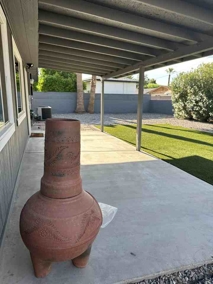 1815 East Minnezona Avenue - Photo 2 of 10