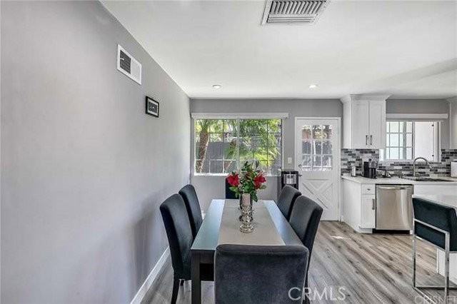 19221 Napa St - Photo 5 of 8