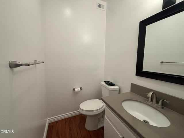 3200 Fairesta St #5 - Photo 4 of 8