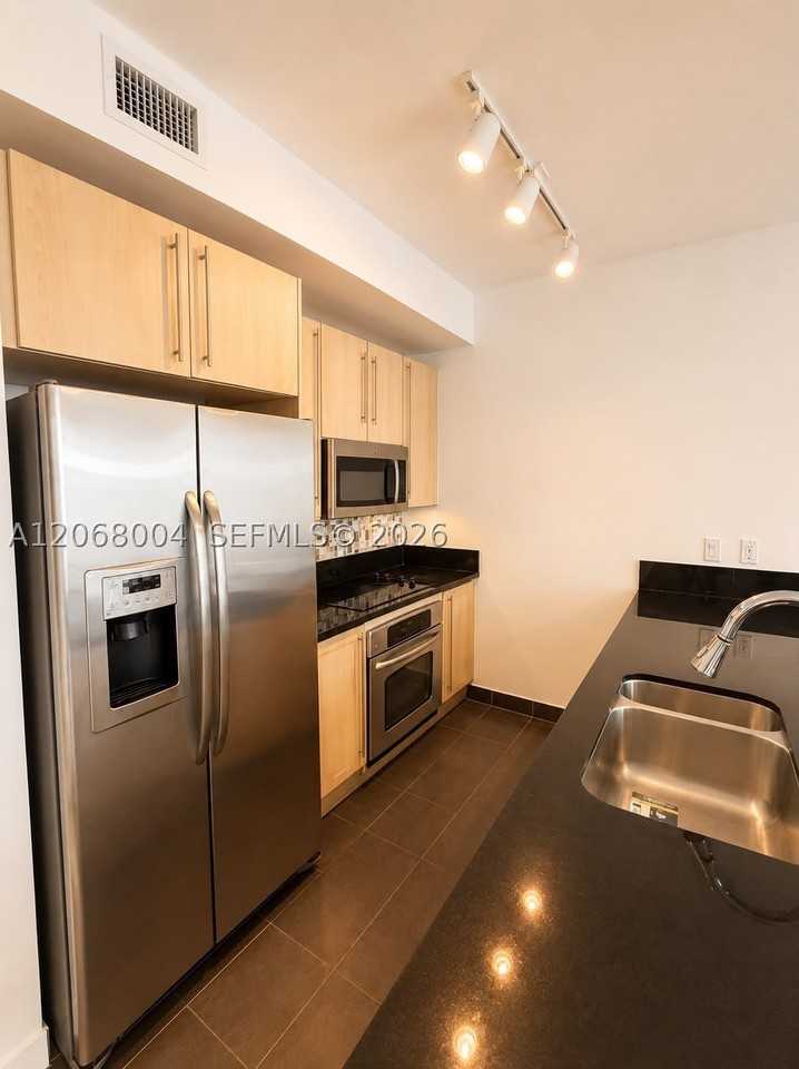 1111 Sw 1st Ave #1722N - Photo 5 of 13