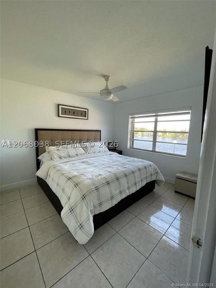 12860 Sw 43rd Dr #244B - Photo 5 of 10