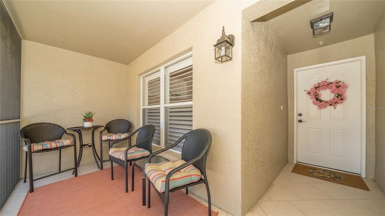 5241 Mahogany Run Ave #425 - Photo 6 of 26